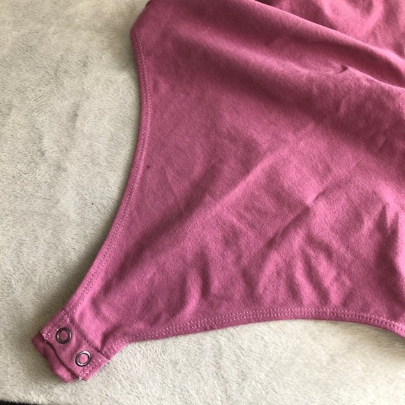 Express Plunge Wire Thong Bodysuit Top - Picture 7 of 10